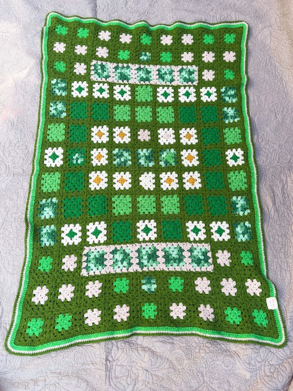Handmade Crochet Afghan Green Granny Square Floral Throw Blanket 40 x 58 in